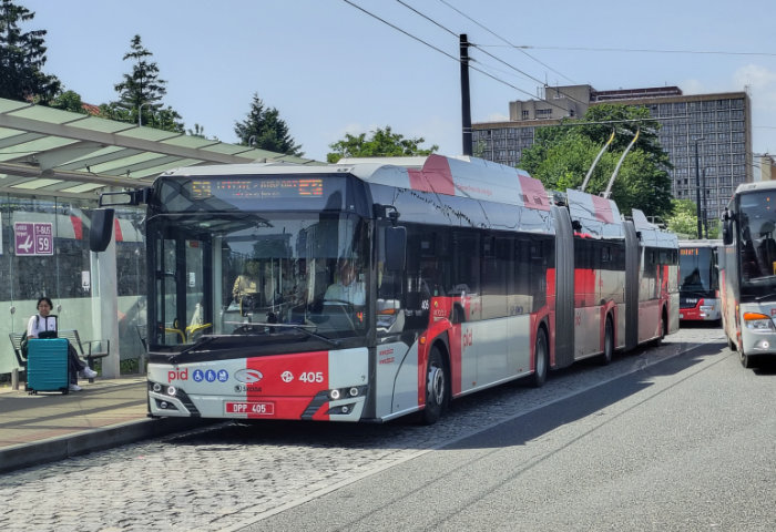 bus 59 at Veleslav�n
